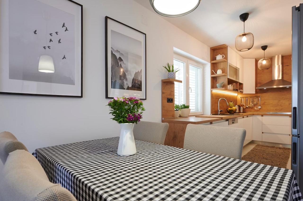 Apartman Miro - Center Of Trogir Eksteriør billede