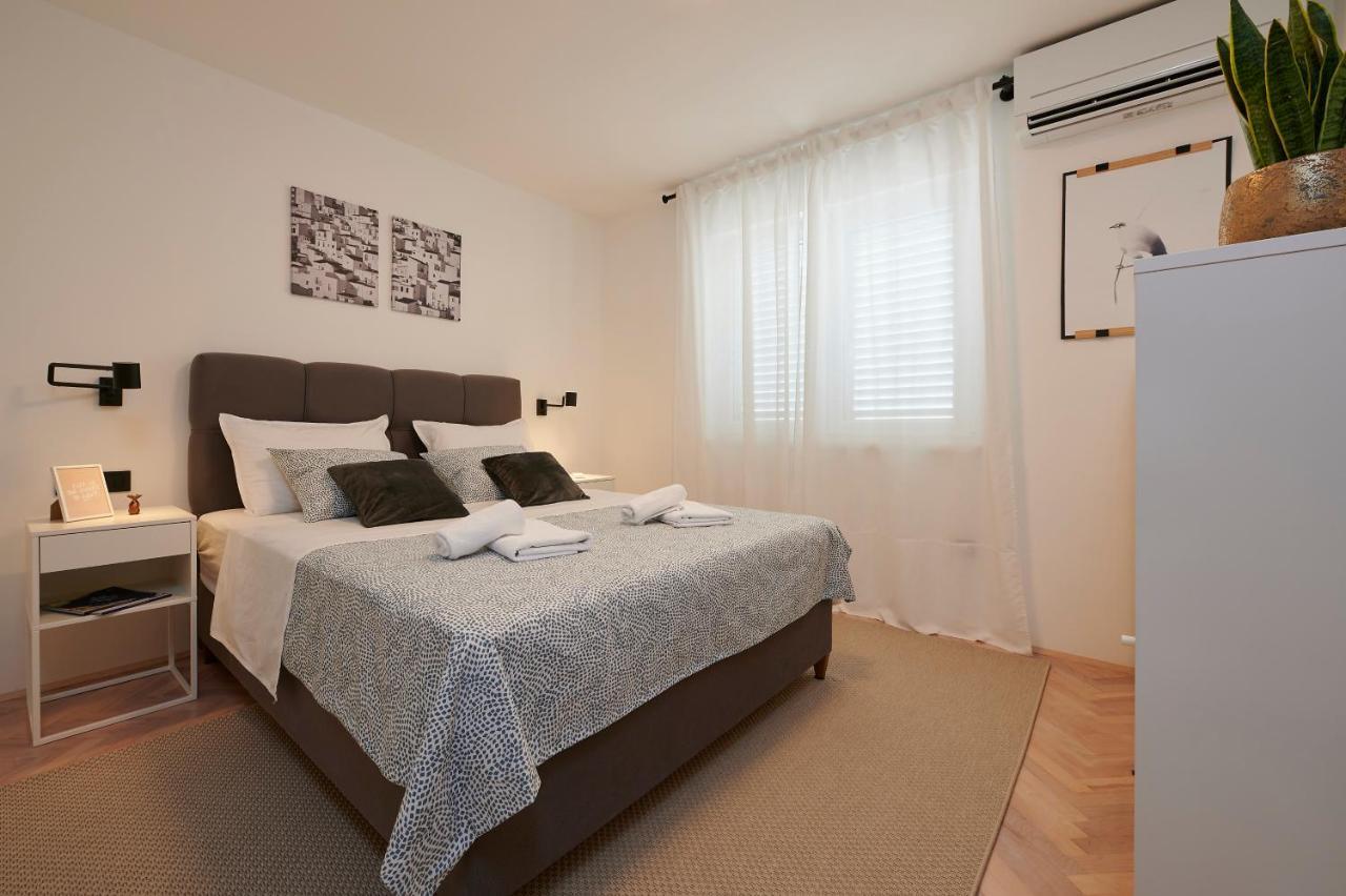 Apartman Miro - Center Of Trogir Eksteriør billede