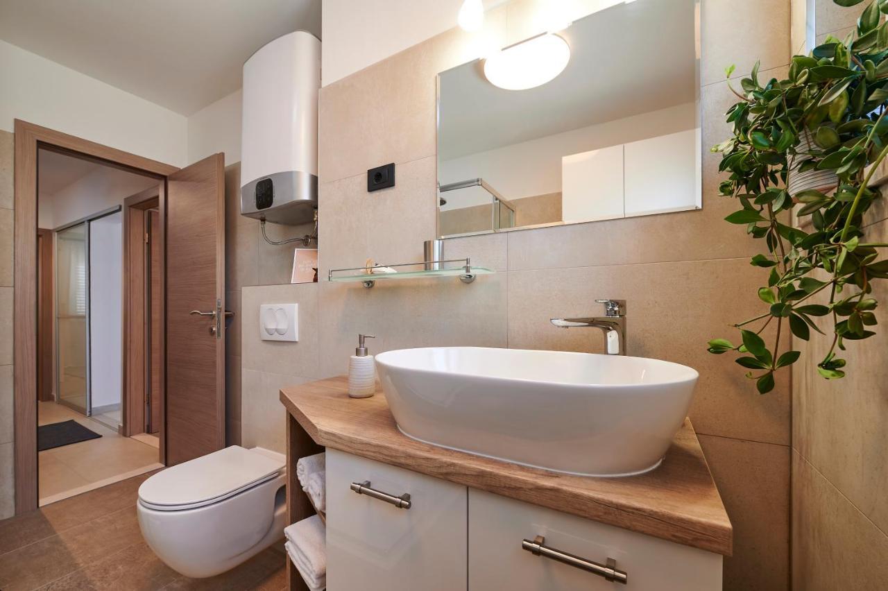 Apartman Miro - Center Of Trogir Eksteriør billede